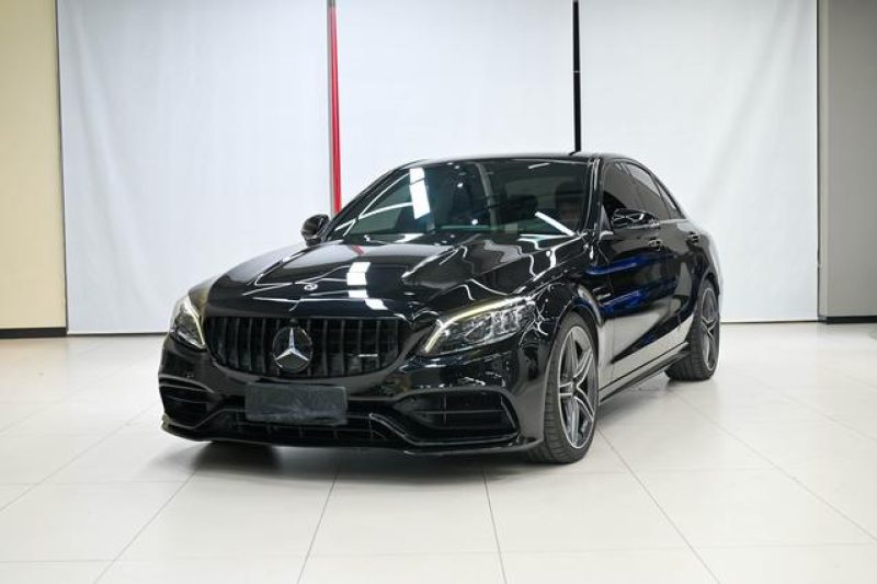 2019 Mercedes-AMG C 63 Высокопроизводительное купе Оригинальное состояние Премиум Низкий пробег Высокопроизводительный подержанный автомобиль Поддержка экспорта