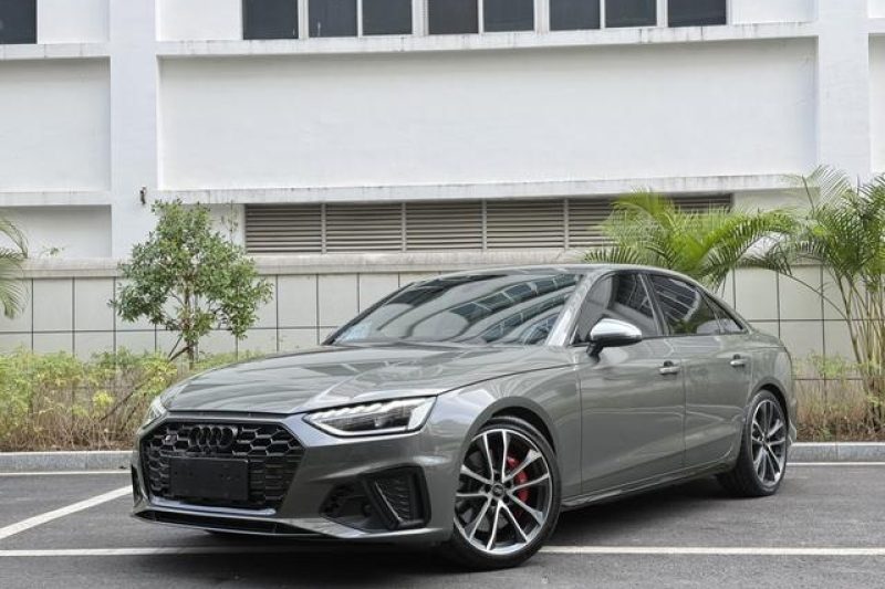 2023 Audi S4 3.0TFSI Полный привод Низкий пробег, без ДТП 0-100 км/ч за 4,7 секунды Леворульный Премиум-подержанный автомобиль Экспорт