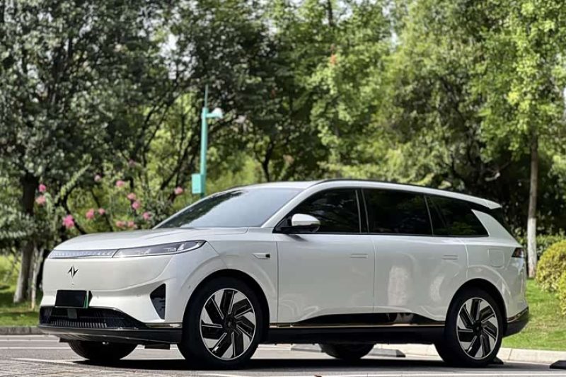 2024 Dongfeng eπ008 Extended-Range Edition Spacious Family MPV Ultra-Low Fuel Consumption Luxury Comfort Seating Intelligent Driving Smart Refrigerator Long-Range Travel Worry-Free Used Vehicle Exceptional Value for Money