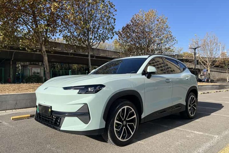 2024 Jetour ShanHai L6 ULTRA: топливно-эффективная модель с большим запасом хода Лучший выбор для Африки/Ближнего Востока: экспорт подержанных автомобилей с высокими техническими характеристиками