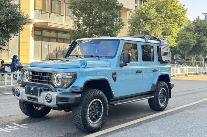 2024 Модель 212 T01 Changfeng Edition 2.0T+8AT Golden Power Вседорожный внедорожник Интеллектуальное вождение Леворульное подержанное авто Экспорт