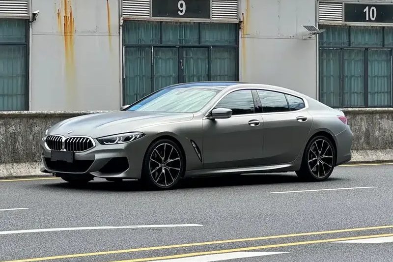 2022 BMW 8 Series 840i XDrive Sedan M Sport Package Седан Быстрый дешевый подержанный автомобиль с кожаными сиденьями Леворульный Подержанные автомобили