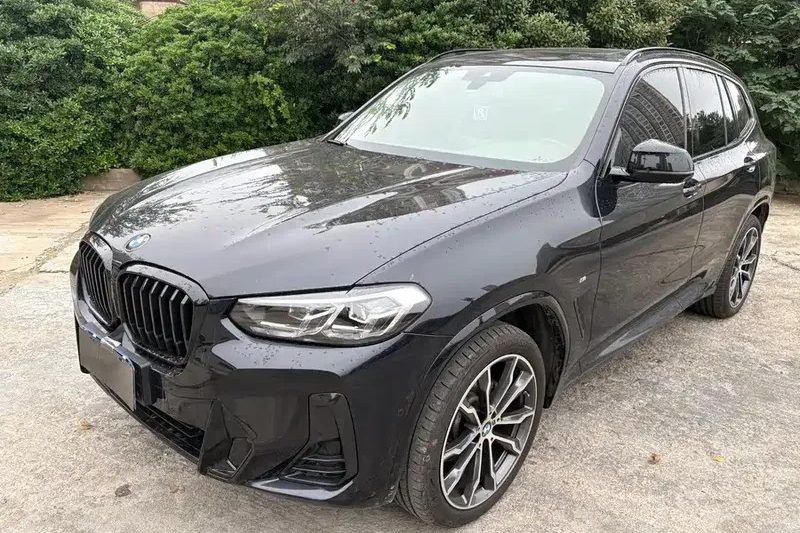 Б/у BMW X3 2023 Facelift xDrive30i Leading Edition M Night Package Темный кожаный салон Полный привод Доступен для оптовой покупки