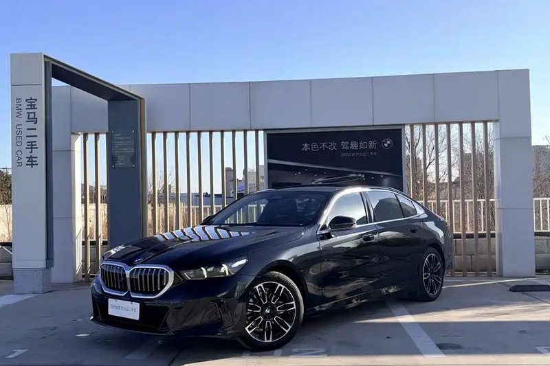 Оптовая продажа подержанных автомобилей 2026 Bmw 5-series 525Li M Sport Package Подержанные автомобили Дешевые подержанные автомобили