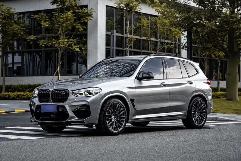 Оптовая продажа 2019 BM-W X3M AWD Спортивный автомобиль Подержанные автомобили, доступные для продажи Подержанные автомобили SUV, ориентированные на производительность